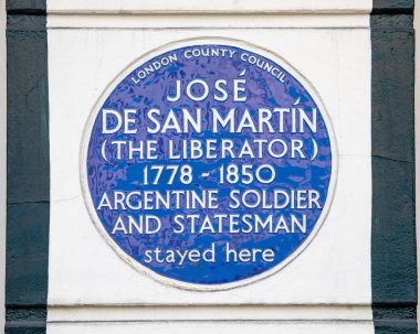 Londra, İngiltere - 4 Mart 2024: Arjantinli asker ve devlet adamı Jose De San Martin 'in kaldığı Londra, İngiltere' deki Marylebone Park Road 'da mavi bir plaket.