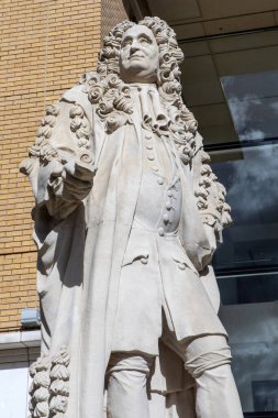 Londra, İngiltere - 14 Mart 2023: York Meydanı Dükü Hans Sloane 'un heykeli, Chelsea, Londra, İngiltere' deki Kings Road 'un hemen dışında..