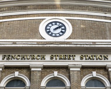 Londra, İngiltere 'deki Fenchurch Sokak İstasyonu' nun dışı..