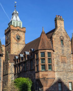 İngiltere, Edinburgh 'daki Kuyu Mahkemesi' nin güzel dış yüzeyi..
