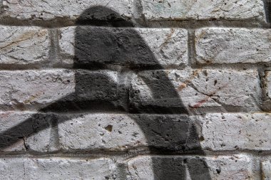 Duvardaki boyanın yakın plan resmi..