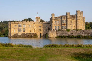 Kent, İngiltere - 9 Eylül 2023: Kent, İngiltere 'deki Tarihi Leeds Şatosu.