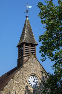 İngiltere 'nin Suffolk kentindeki tarihi Bury St. Edmunds kasabasındaki Moyses Hall Müzesi' nin dışı..