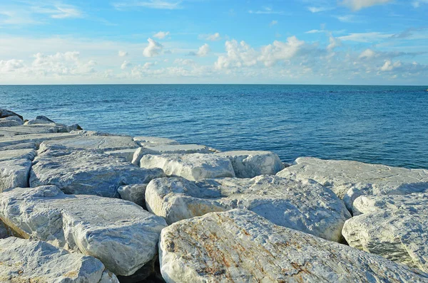 stock image Rocky coast of the Ligurian Sea near Pisa in Italy