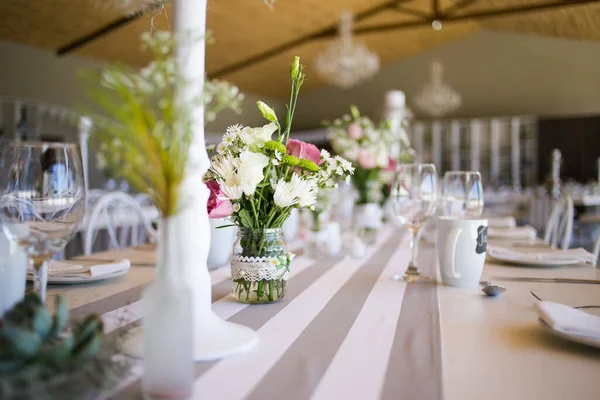 Captivating Image Showcases Elegant Decor Stunning Floral Arrangements Real Wedding — Stock Photo, Image