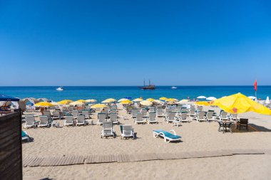 Kleopatra plajı, güzel kum ve mavi deniz. Alanya, Antalya, Türkiye