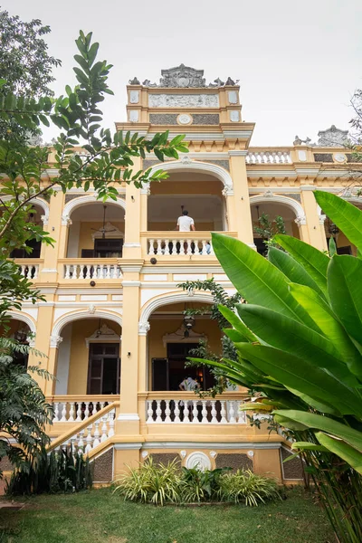 Restaurerad Fransk Kolonial Herrgård Byggnad Exteriör Chhlong Nära Kratie Kambodja — Stockfoto