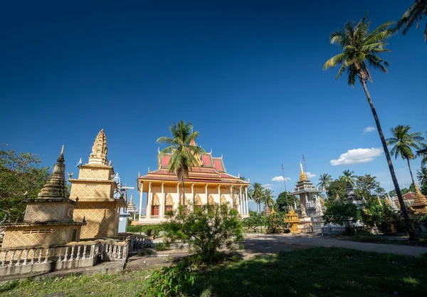 Buddhist Temple Pagoda Exterior Chhlong Kratie Cambodia — Stock Photo, Image