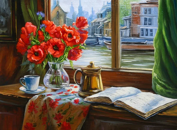 油画依然生机勃勃 有鲜花和书籍 一杯咖啡 花瓶里有罂粟 从窗口可以看到古老的港口 — 图库照片