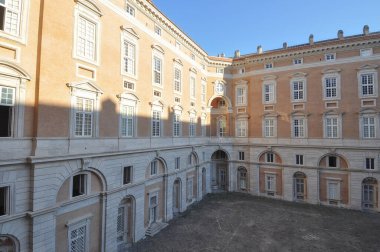CASERTA, İtalya - CIRCA AĞUSTOS 2020: Kraliyet Sarayı namı diğer Reggia