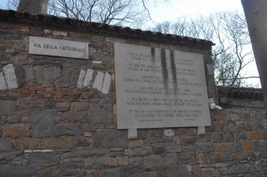 TRIESTE, İtalya - CIRCA MARCH 2023 Via della Cattedrale Çevirisi Katedral Kilisesi Caddesi