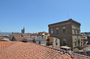 FLORENCE, ITALY - HAZİRAN 02, 2022: Piazza della β bblica çeviri Cumhuriyet Meydanı