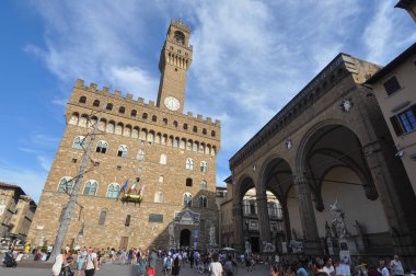 FLORENCE, İTALYA - 08 AĞUSTOS 2021: Palazzo Vecchio çevirisi Eski Saray