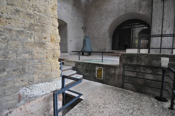 Verona Włochy Sierpnia 2021 Muzeum Castelvecchio Zaprojektowane Przez Architekta Carlo — Zdjęcie stockowe