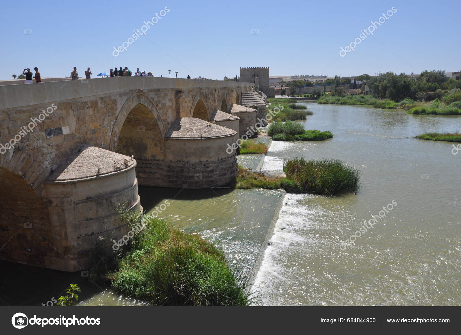Cordoba Spain August 2023 Puente Romano Translation Roman Bridge River