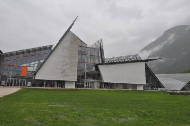 TRENTO, İtalya - 10 Mayıs 2023: Museo delle Scienze namı diğer Müze Fuer Wissenschaft Çeviri: