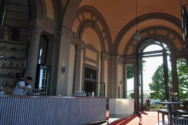 FLORENCE, İTALYA - Haziran 02, 2022: La Loggia del Poggi