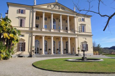 İtalya, Castagneto PO 'daki Villa Cimena evi.