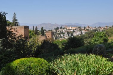 Granada şehrinin havadan görünüşü, İspanya