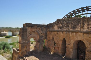 Molino de la Albolafia İspanya, Cordoba 'daki su değirmeni kalıntıları