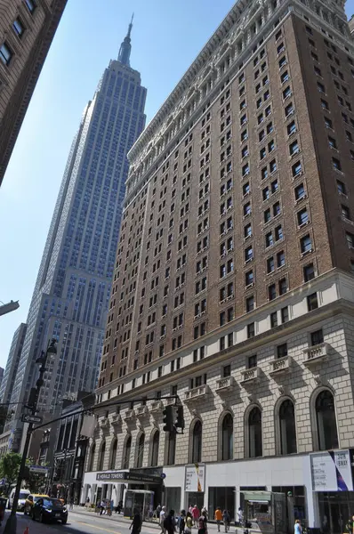 NEW YORK, ABD - 11 Temmuz 2022 Empire State Builing gökdeleni