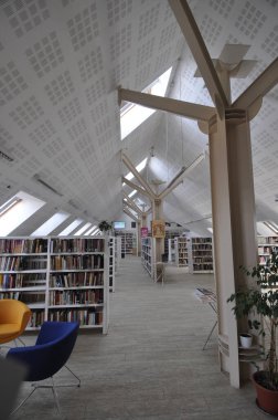 BUDAPEST, HUNGARY - 10 Nisan 2024: Metropolitan Ervin Szabo Kütüphanesi