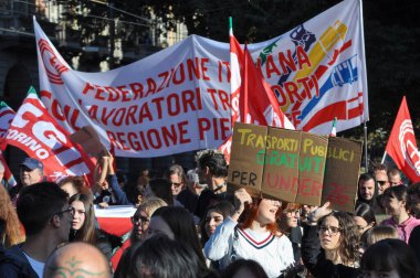 TÜRİN, İTALYA - 11 EKİM 2024 İKİM KIYIL SONRA