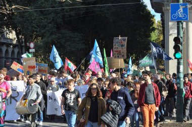 TÜRİN, İTALYA - 11 EKİM 2024 İKİM KIYIL SONRA