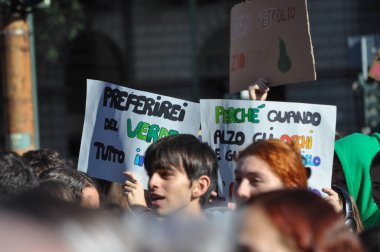 TÜRİN, İTALYA - 11 EKİM 2024 İKİM KIYIL SONRA