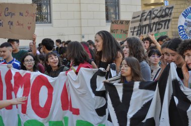 TÜRİN, İTALYA - 11 EKİM 2024 İKİM KIYIL SONRA