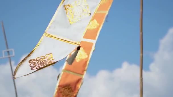 Флаг Ланна Тай Голубом Небе Чиангмай Верхней Северной Части Таиланда — стоковое видео