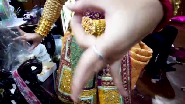 タイの芸術文化 マスクされたカロンで踊る 文学ラマヤナ タイ文化コノン ヴィンテージスタイル — ストック動画