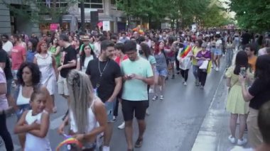 Granada, İspanya - 28 Haziran 2022 LGBT gurur günü. Topluluk için hak iddia etme