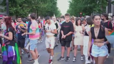 Granada, İspanya - 28 Haziran 2022 LGBT gurur günü. Topluluk için hak iddia etme