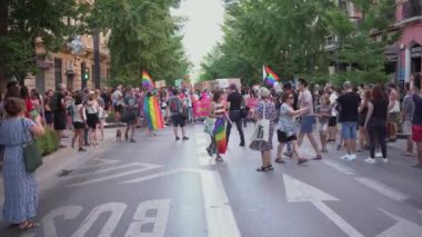 Granada, İspanya - 28 Haziran 2022 LGBT gurur günü. Topluluk için hak iddia etme