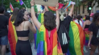 Granada, İspanya - 28 Haziran 2022 LGBT gurur günü. Topluluk için hak iddia etme