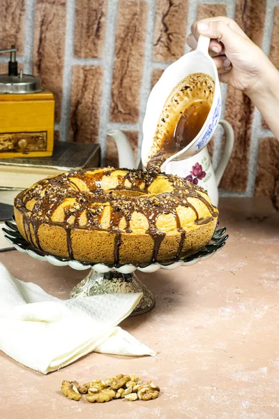 Tort Ciocolată Casă Morcovi Ciocolată Nuci Ciocolată Turnată Manual — Fotografie, imagine de stoc