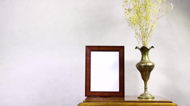 Empty Picture Frame Mockup Golden Antique Metal Gypsophila Flowers Vase — Stock Video