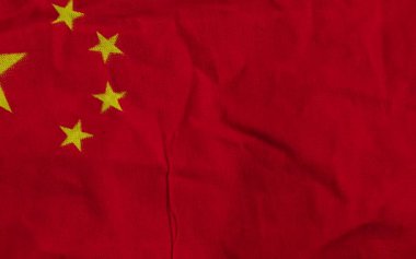 Altın Yıldızlar Tasarımlı Kırmızı Çin Bayrağı Dalgalanıyor