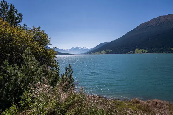 İtalyan Tyrol 'da Resia Gölü