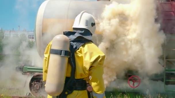 Pompiers Train Fumeur Clip Pompiers Sur Les Lieux Feu Fumée — Video