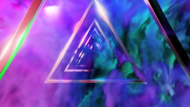 Сюрреалістичне Небо Літаючими Силуетами Трикутників Дизайн Яскраві Хмари Тунель Трикутників — стокове відео