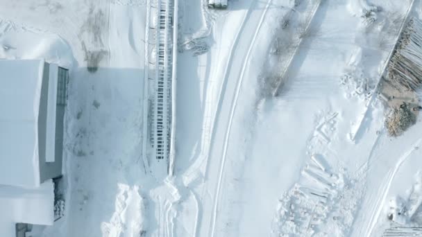 Widok Góry Kolejki Śniegiem Klip Puste Pokryte Śniegiem Tory Kolejowe — Wideo stockowe