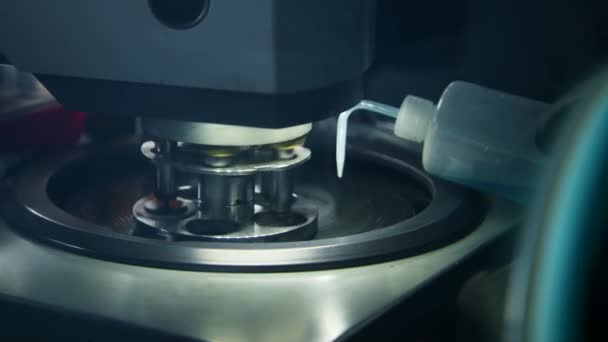 Chemielabor Und Ein Verfahren Zur Durchführung Von Tests Und Forschungen — Stockvideo