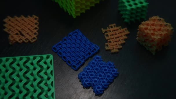 아름다운 비디오 다채로운 색상의 큐브에 생성자 고품질 — 비디오