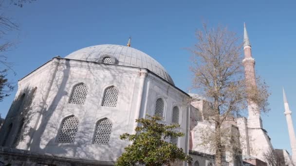 Вид Низкого Угла Белую Мечеть Минаретами Начали Концепция Религии Архитектуры — стоковое видео