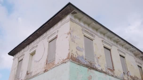 Vecchi Edifici Ricostruzione Clip Piccole Case Una Piccola Città Girato — Video Stock