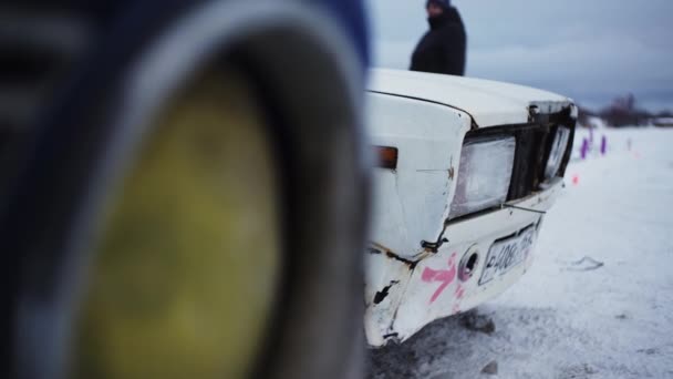 Wyścigi Starych Samochodów Torze Zimowym Klip Zacznij Starych Samochodów Zimowej — Wideo stockowe