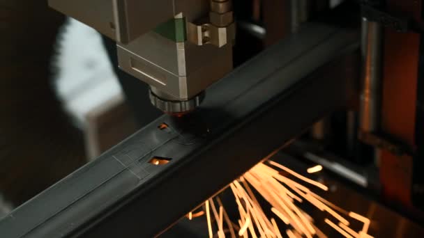 Workflow Metallurgische Industrie Met Time Lapse Effect Creatief Graveren Lasermachine — Stockvideo