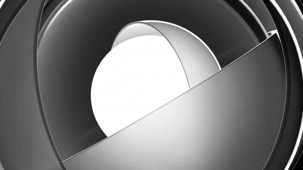 金属の刃の後ろに隠された白い中心が付いている抽象的な幾何学的背景 デザイン 回転する円セグメント — ストック動画